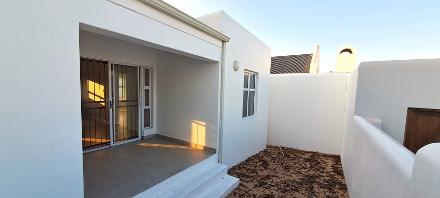 2 Bedroom Property for Sale in Laguna Hills Western Cape